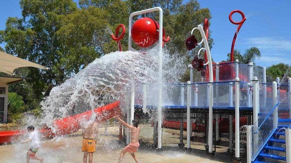 Marion Holiday Park Adelaide Exteriör bild