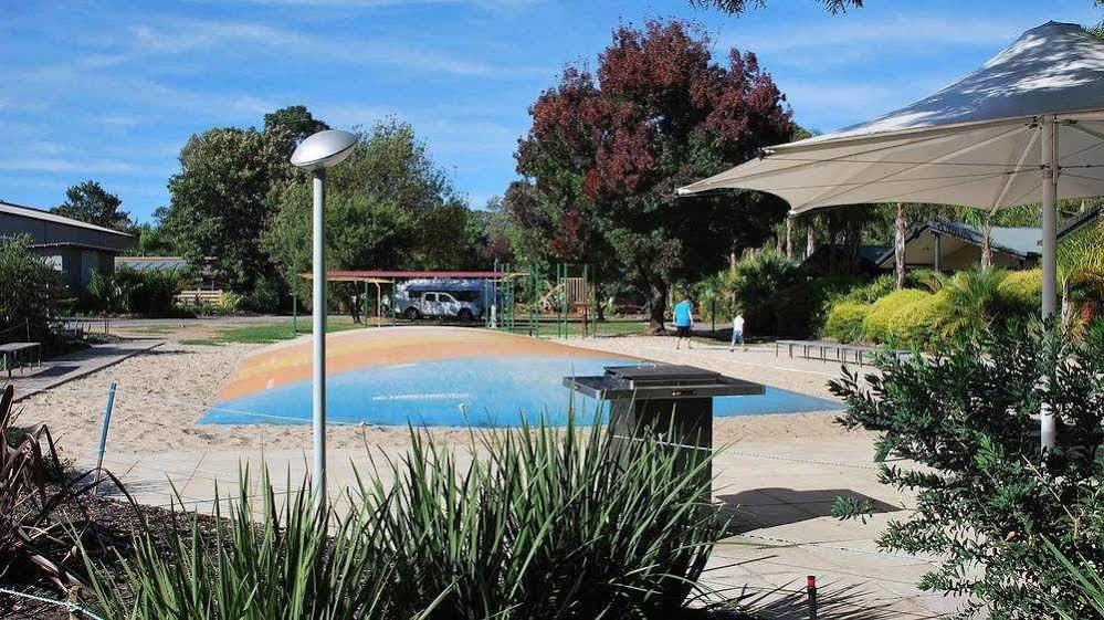 Marion Holiday Park Adelaide Exteriör bild
